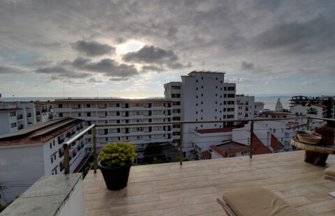 Sunsets Above Zona Romántica