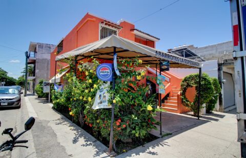 Casa con Negocio Acreditado
